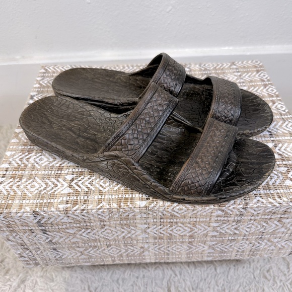 Pali Hawaii Slides slip on sandals. Jesus Sandals 12 Men 10 - Picture 1 of 9